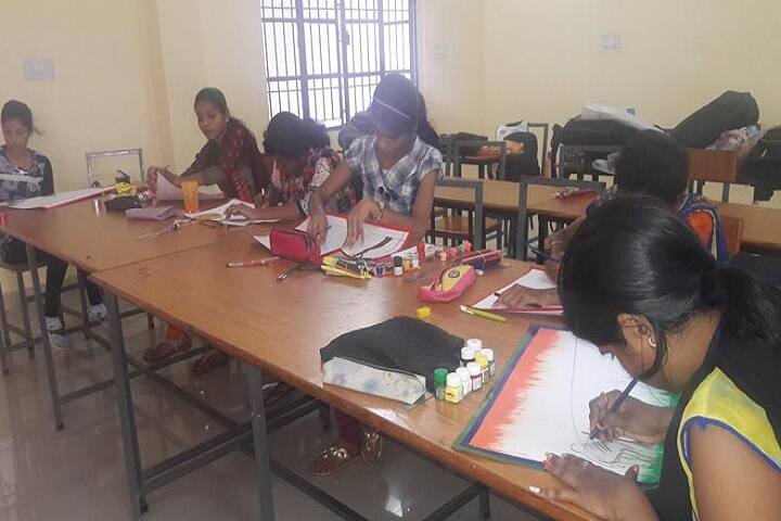Minimata Government Girls Polytechnic campus in Rajnandgaon, Chhattisgarh, India — photo 5