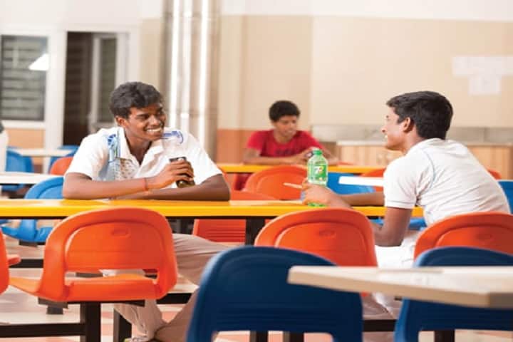 NPR College of Nursing and Research Institute campus in Dindigul, Tamil Nadu, India — photo 5