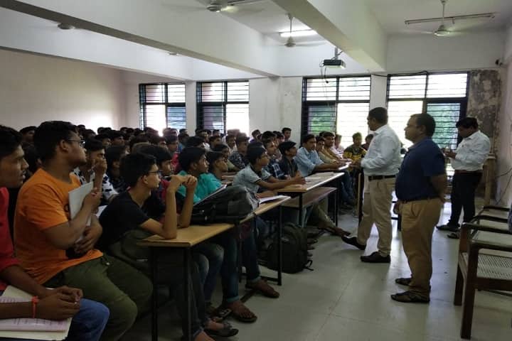 Government Polytechnic campus in Valsad, Gujarat, India — photo 3