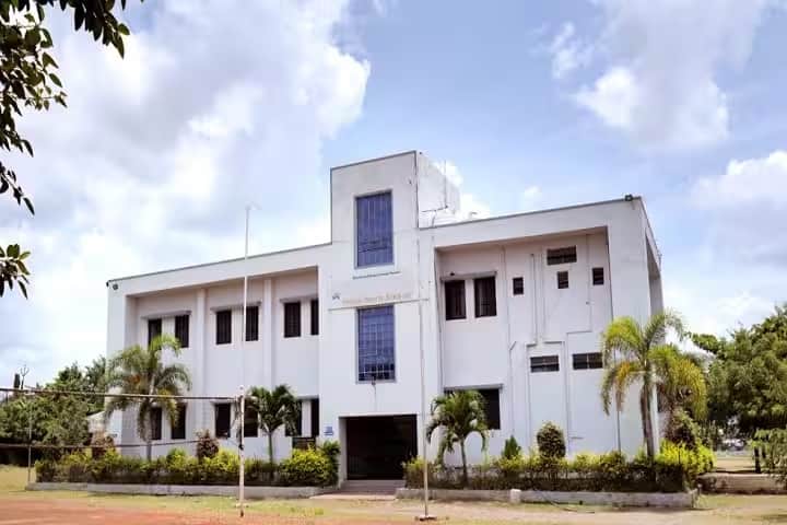 Yashwantrao Chavan Arts campus in Ambajogai, Maharashtra, India — photo 2