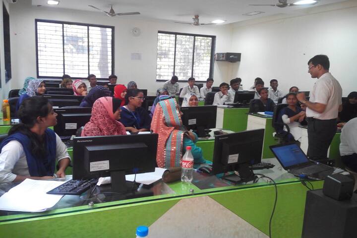 MH Saboo Siddik Polytechnic campus in Mumbai City, Maharashtra, India — photo 4
