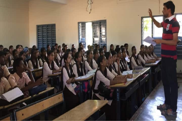 Sri Channappaswamy Vidyapeeta Sri Mruthyunjaya Shivacharya First Grade College of Arts and Commerce campus in Davanagere, Karnataka, India — photo 4