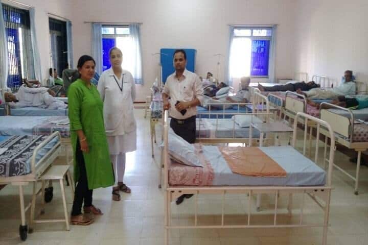 Pioneer Nursing College campus in Vadodara, Gujarat, India — photo 6