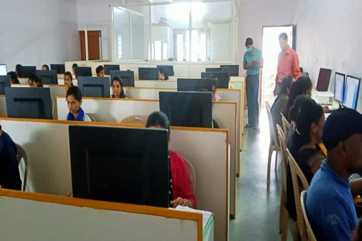 Rewa Gurjar Institute of Management Studies campus in Sanawad, Madhya Pradesh, India — photo 2