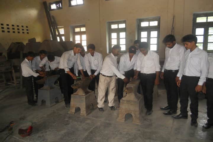 MG Polytechnic campus in Mahamaya Nagar, Uttar Pradesh, India — photo 3