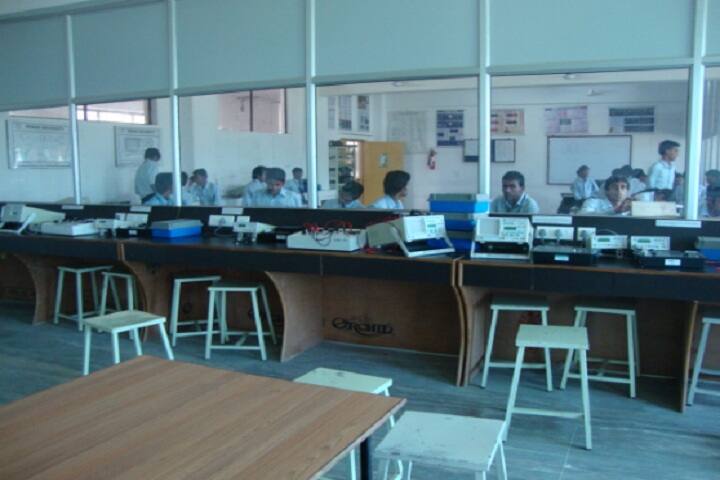 Mewar Polytechnic College campus in Chittorgarh, Rajasthan, India — photo 4