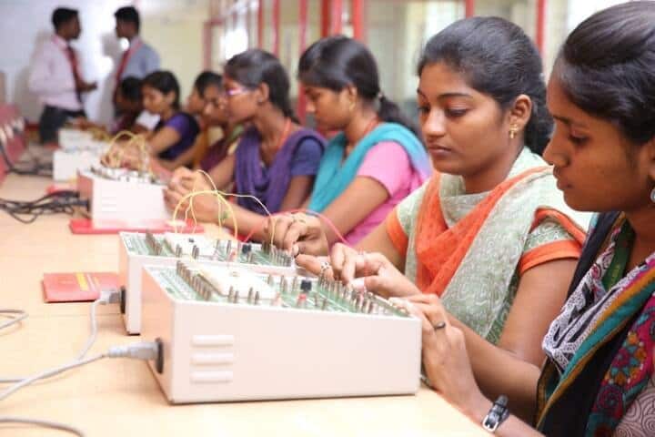 Apollo Engineering College campus in Chennai, Tamil Nadu, India — photo 5