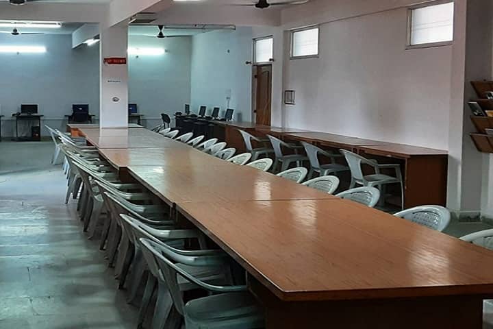 Kopal College for Management campus in Bhopal, Madhya Pradesh, India — photo 2