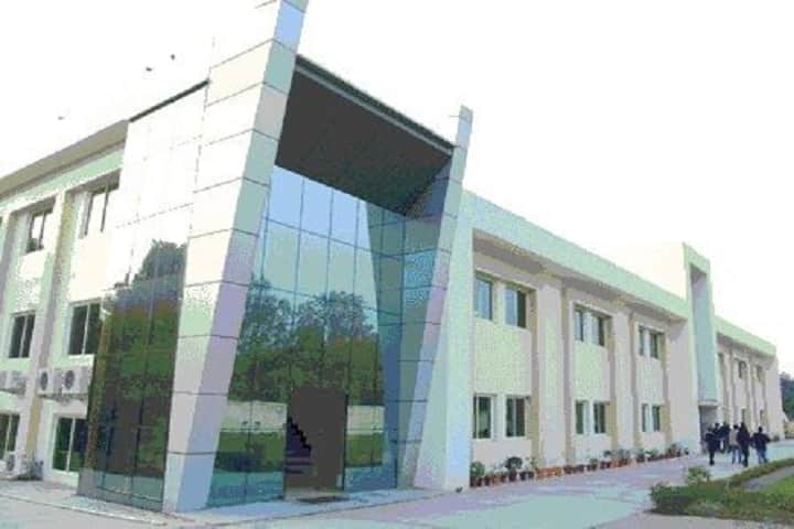 Utkarsh Business School campus in Bareilly, Uttar Pradesh, India — photo 1