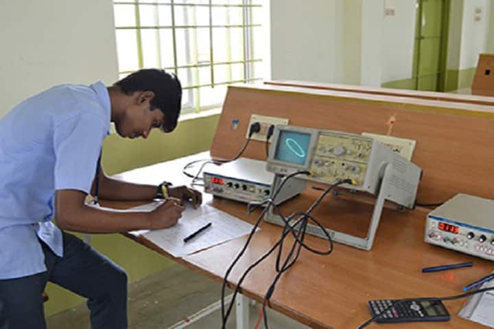 Marutam Nelli Polytechnic College campus in Dharmapuri, Tamil Nadu, India — photo 3