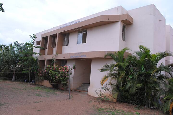 Sidramappa Danigond Memorial Trust's Danigond Ayurvedic Medical College and Padma Ayurvedic Hospital and Research Centre campus in Bagalkot, Karnataka, India — photo 2