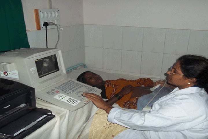 SVM Ayurvedic Medical College and Research Center campus in Ilkal, Karnataka, India — photo 1