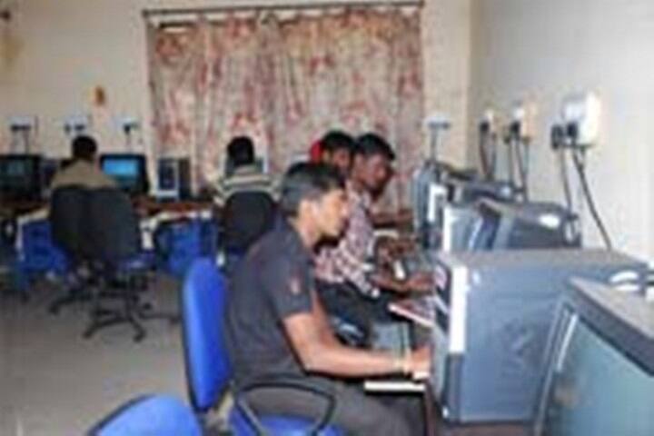 Government First Grade College campus in Holenarasipur, Karnataka, India — photo 3