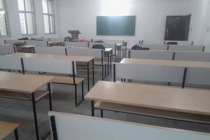 Mother Teresa Institute of Paramedical Science campus in Rampur, Uttar Pradesh, India — photo 3