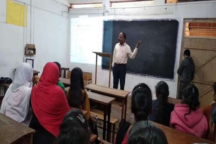 Janata Education Society's Ajara Mahavidyalaya campus in Kolhapur, Maharashtra, India — photo 1