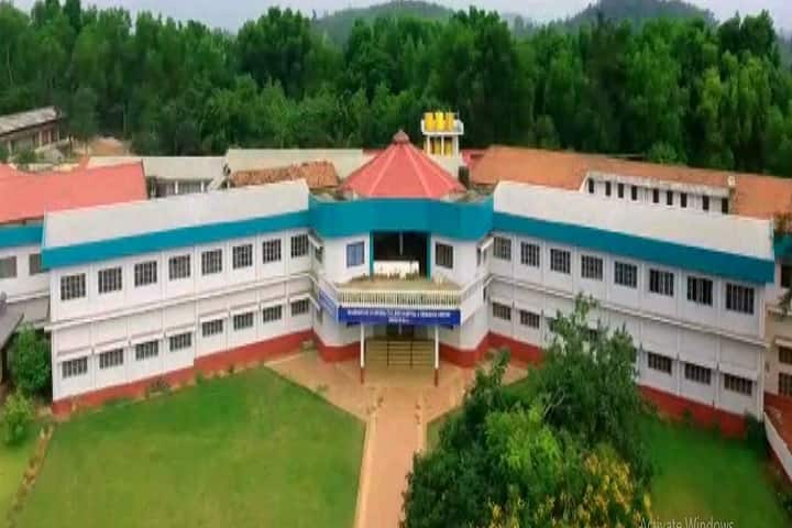 Dhanvantari Ayurveda College Hospital and Research Centre campus in Siddapur, Karnataka, India — photo 1