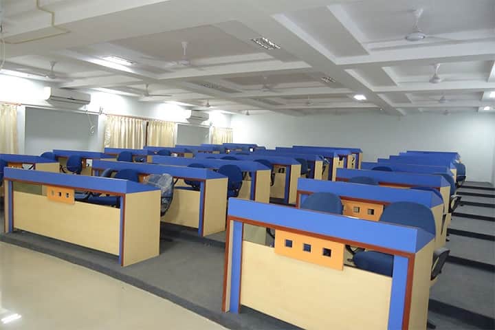 Udaybhansinhji Regional Institute of Cooperative Management campus in Gandhinagar, Gujarat, India — photo 2