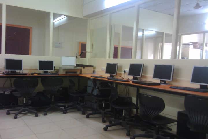 Synergy College of Commerce campus in Pune, Maharashtra, India — photo 6