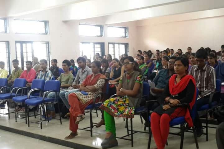 Government Science College campus in Chikhli, Gujarat, India — photo 5