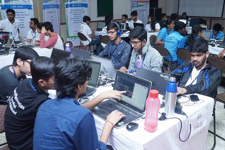 Shri Ramdeobaba Kamla Nehru Engineering College campus in Nagpur, Maharashtra, India — photo 2
