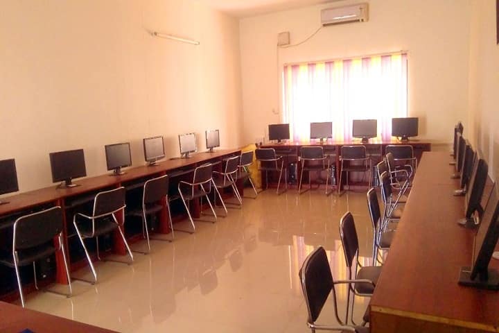 SYNA International College of Management Studies campus in Jhinjhari, Madhya Pradesh, India — photo 3