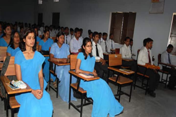 Swami Swaroopanand Institute of Management and Technology campus in Muzaffarnagar, Uttar Pradesh, India — photo 2