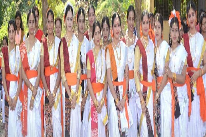Raja Narendra Lal Khan Women's College campus in Medinipur, West Bengal, India — photo 5