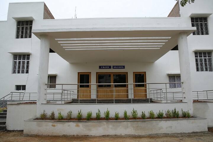 Nimra Institute of Medical Sciences campus in Vijayawada, Andhra Pradesh, India — photo 4