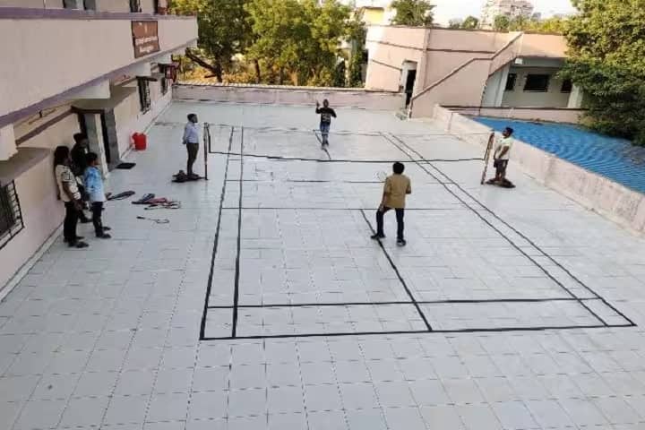JS Ayurveda Mahavidyalaya campus in Nadiad, Gujarat, India — photo 2
