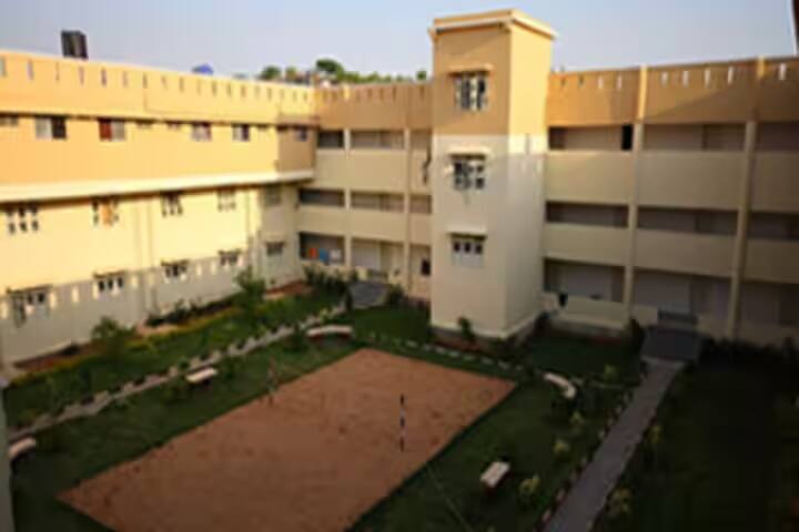 Navodaya College of Nursing campus in Raichur, Karnataka, India — photo 1