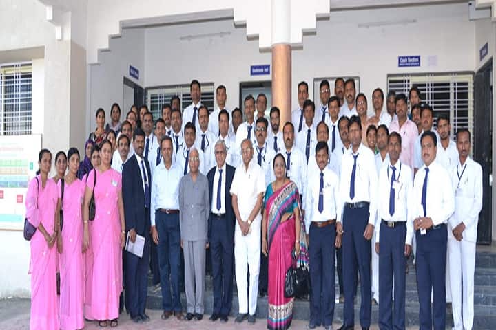 Sharda Mahavidyalaya Arts and Science campus in Parbhani, Maharashtra, India — photo 5