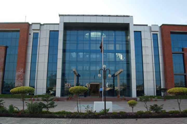 Swift Institute of Management campus in Rajpura, Punjab, India — photo 1