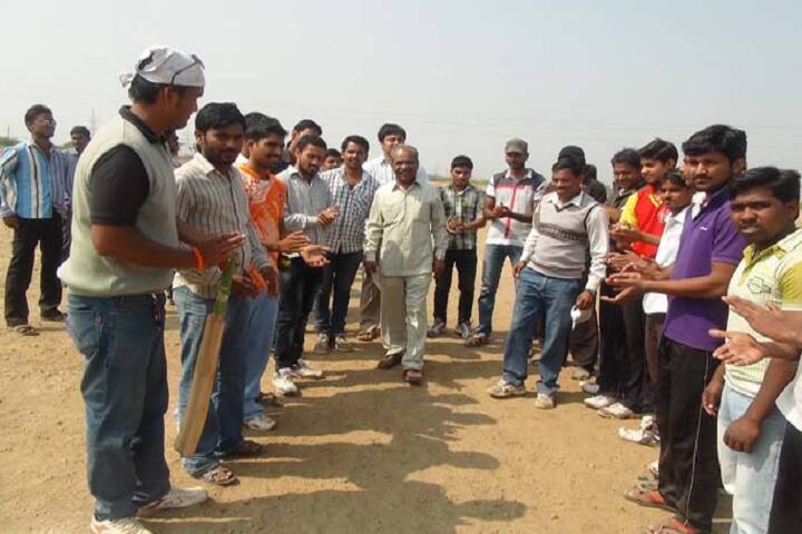 Sharadchandra Pawar Mahavidyalaya campus in Lonand, Maharashtra, India — photo 4
