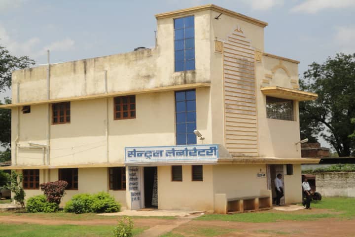 Rajiv Lochan Ayurved Medical College and Hospital campus in Durg, Chhattisgarh, India — photo 3