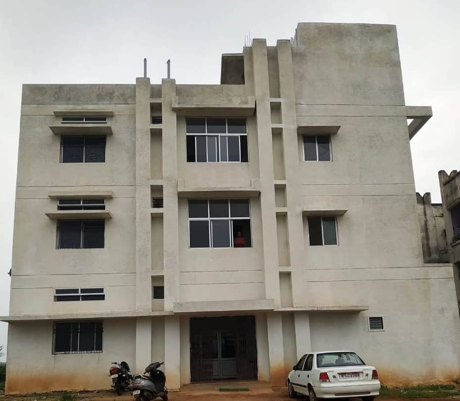 Chhattisgarh Ayurved Medical College campus in Rajnandgaon, Chhattisgarh, India — photo 5