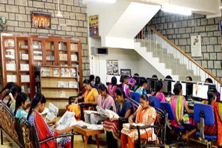 Fatima College campus in Madurai, Tamil Nadu, India — photo 6