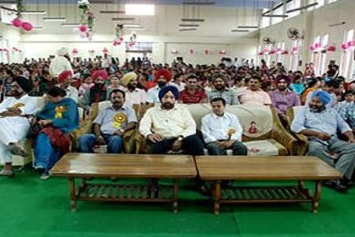Mai Bhago Government Polytechnic College For Girls campus in Amritsar, Punjab, India — photo 4