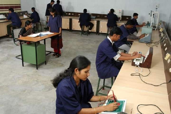 Mahendra Polytechnic College campus in Namakkal, Tamil Nadu, India — photo 3