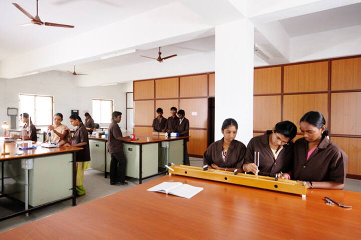 Mahendra Polytechnic College campus in Namakkal, Tamil Nadu, India — photo 6