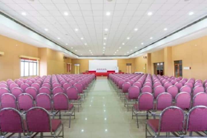 Sterling Institute of Management Studies campus in Navi Mumbai, Maharashtra, India — photo 3