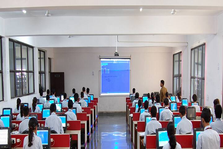 Sunder Deep College of Management and Technology campus in Ghaziabad, Uttar Pradesh, India — photo 5