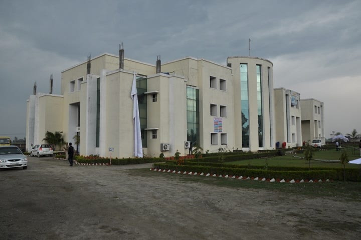 Sun Institute of Management and Technology campus in Shahjahanpur, Uttar Pradesh, India — photo 1