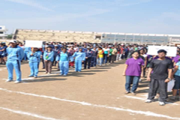Smt KC Ajmera Ayurved Mahavidyalya campus in Dhule, Maharashtra, India — photo 3