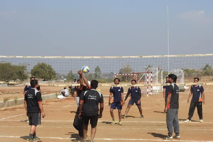 SMBT Ayurved College and Hospital campus in Igatpuri, Maharashtra, India — photo 4