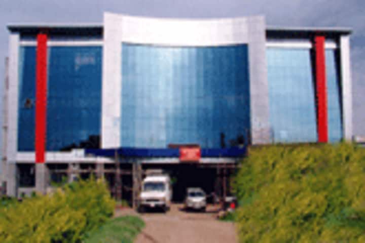 Siddhakala Ayurvedic College campus in Sangamner, Maharashtra, India — photo 1