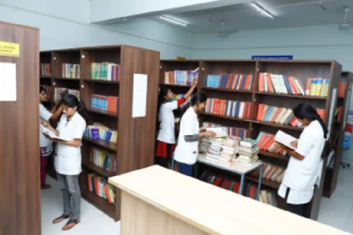 Hon Shri Annasaheb Dange Ayurved Medical College campus in Ashta, Maharashtra, India — photo 5