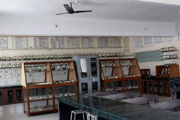 Shree Saptashrungi Ayurved Mahavidyalay and Hospital campus in Nashik, Maharashtra, India — photo 4