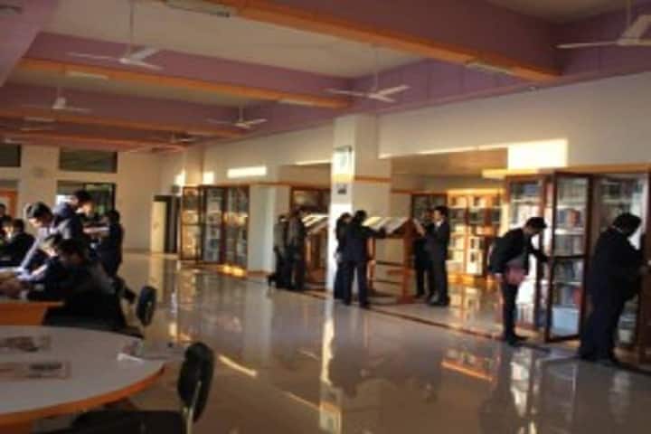 SSR Institute of Management and Research campus in Silvassa, Dadra and Nagar Haveli, India — photo 5