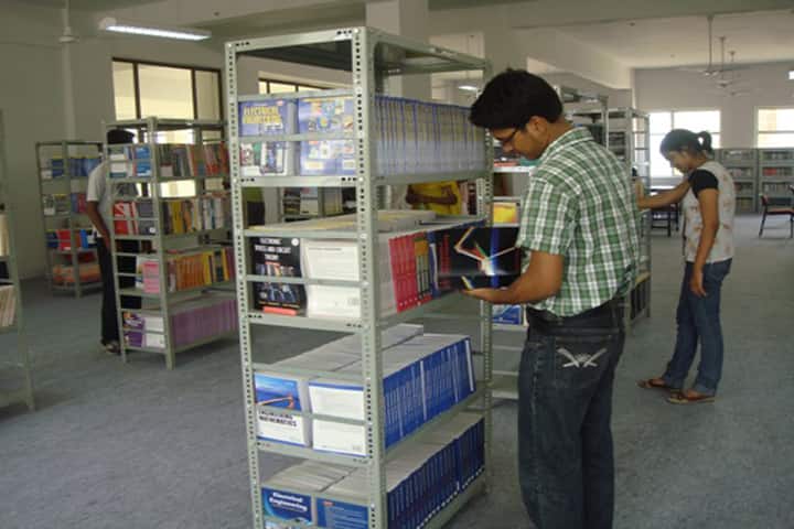 SRMBS Lucknow campus in Lucknow, Uttar Pradesh, India — photo 2