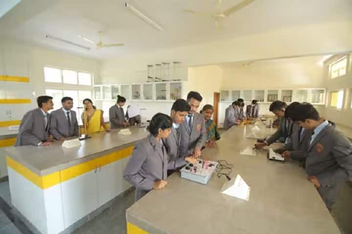 St Francis De Sales College campus in Bangalore, Karnataka, India — photo 4